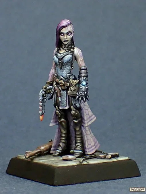 Meyanda, Android Priestess 60184 (metal)