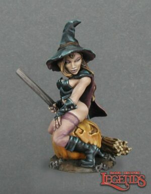Reaper Miniatures Elise, The Witch 02869