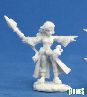 Reaper Miniatures Cassie, Gnome Wizard 77031