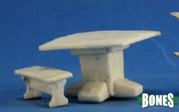 Reaper Miniatures Tavern Items: Table and Benches 77319