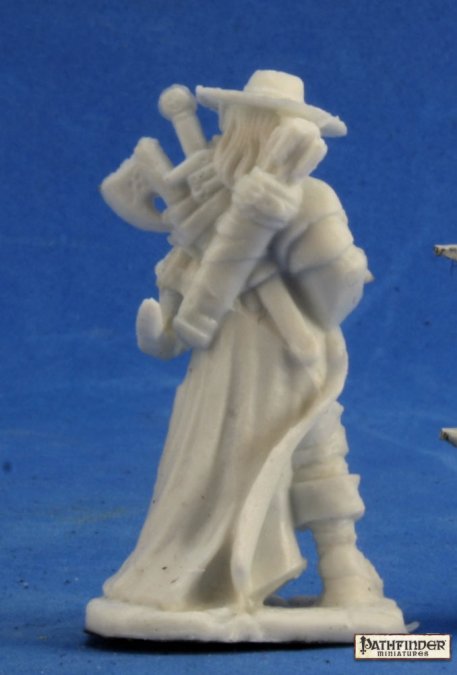 Reaper Miniatures Imrijka, Iconic Inquisitor 89017