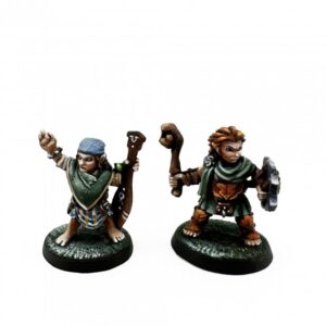 Reaper Miniatures Halfling River Witch and Druid 07105