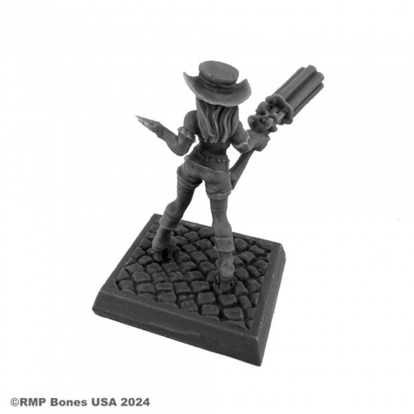 Reaper Miniatures Dixie Dynamite, Steampunk Cowgirl 48003